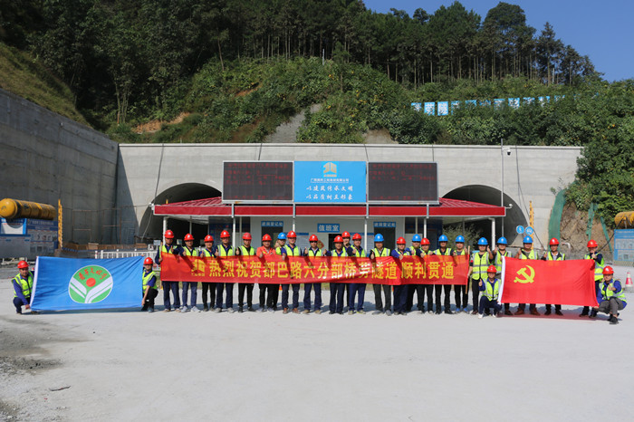 首页| G22恒峰集团中国官方网站