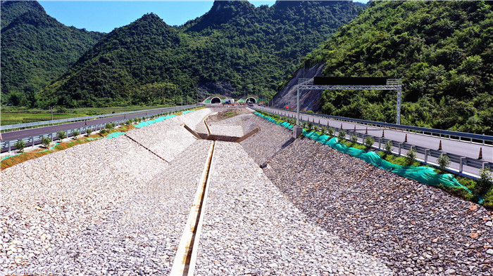 首页| G22恒峰集团中国官方网站