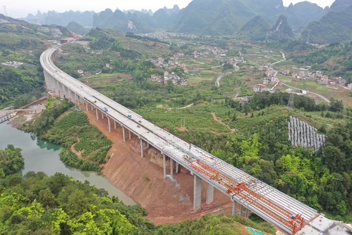 首页| G22恒峰集团中国官方网站