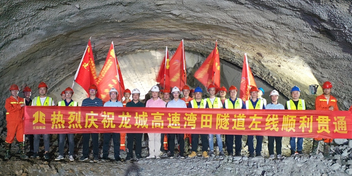 首页| G22恒峰集团中国官方网站