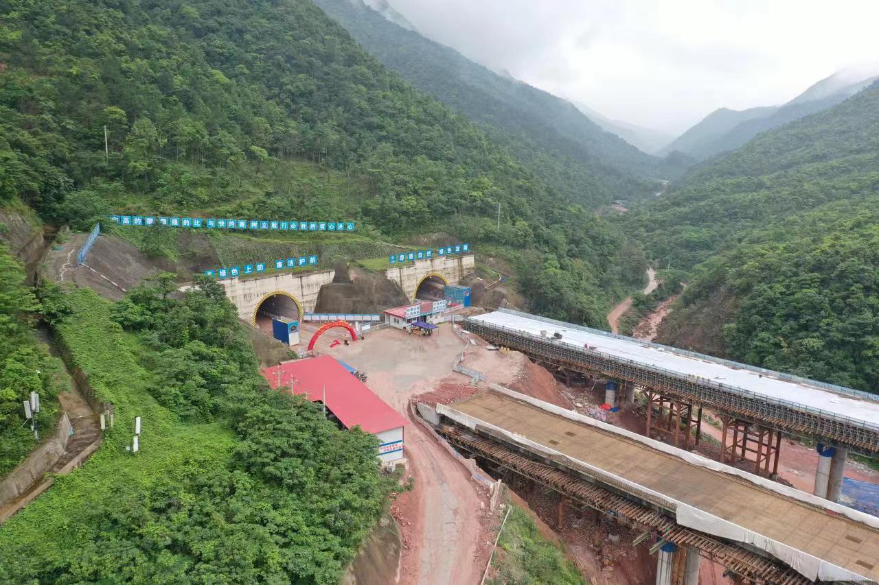 首页| G22恒峰集团中国官方网站