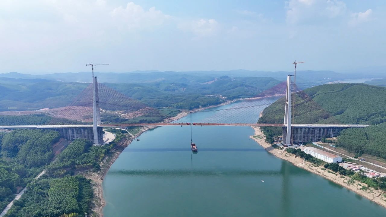 首页| G22恒峰集团中国官方网站